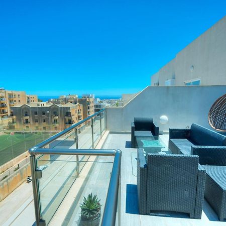 Luxurious Penthouse With 2 Large Terraces Dger1-1 Apartment Saint Julian's Ngoại thất bức ảnh