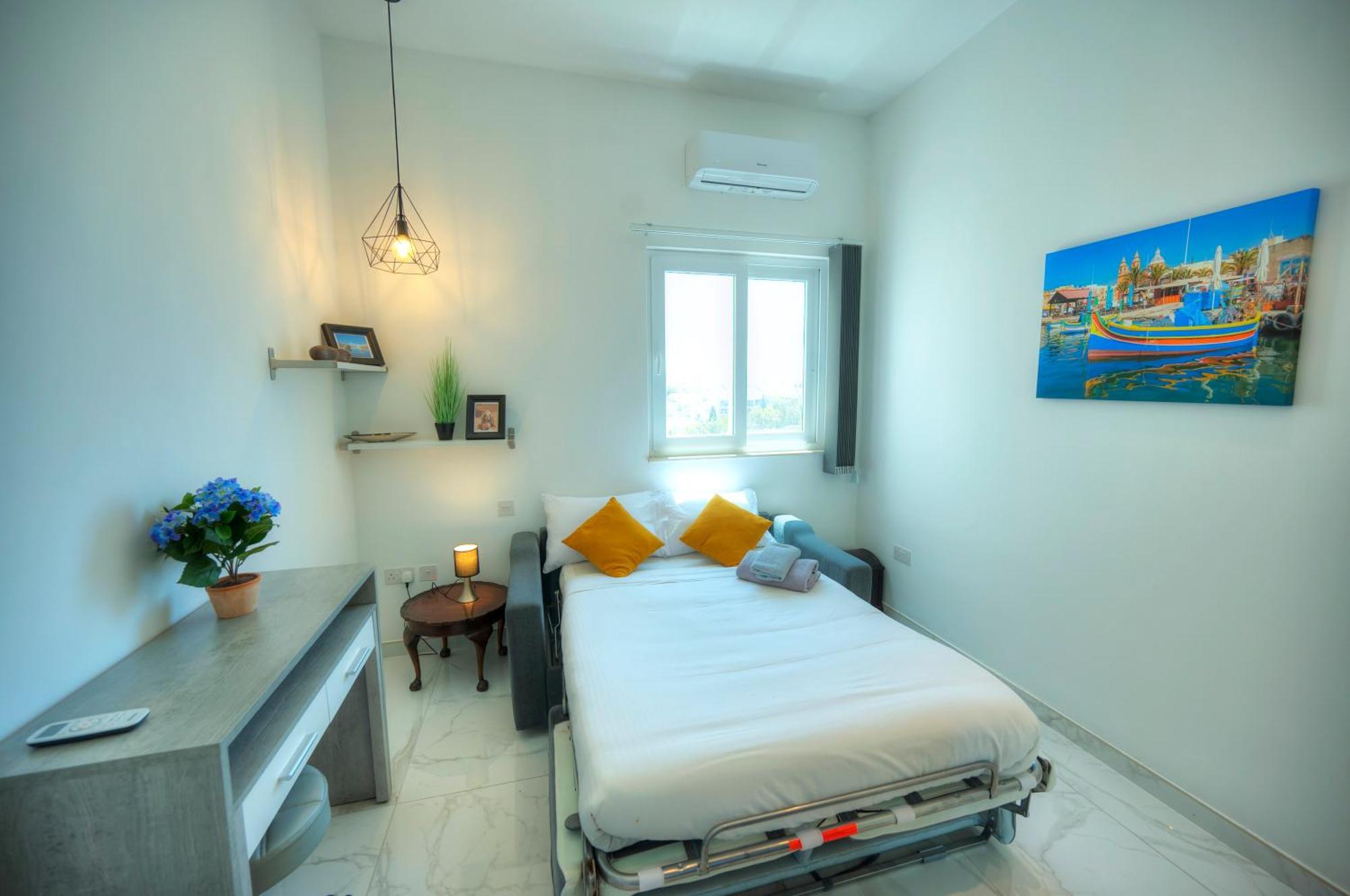 Luxurious Penthouse With 2 Large Terraces Dger1-1 Apartment Saint Julian's Ngoại thất bức ảnh